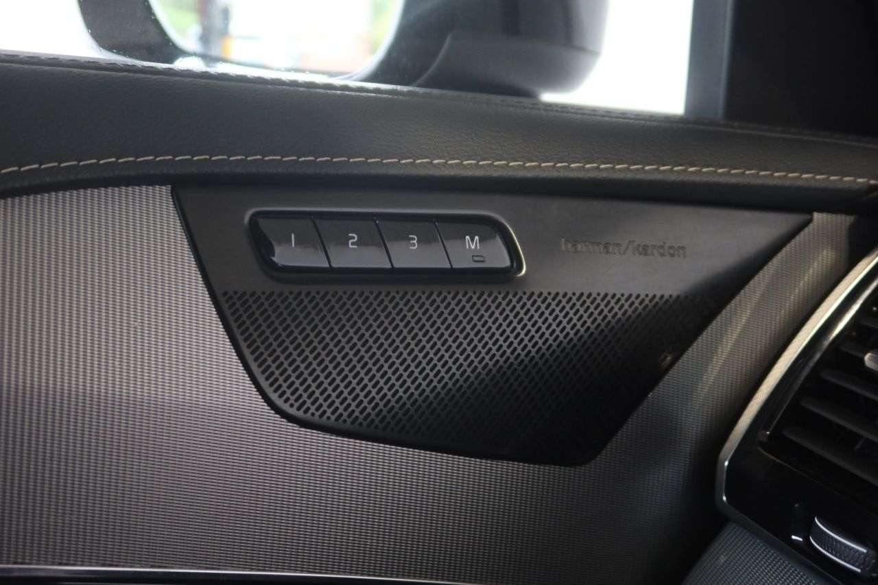 2021 VOLVO XC90 2021 VOLVO XC90