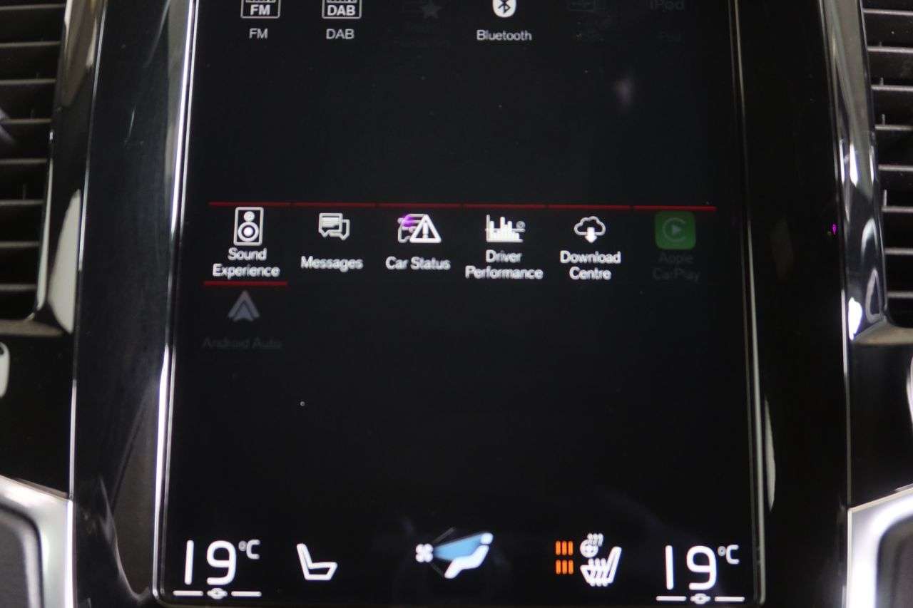 2021 VOLVO XC90 2021 VOLVO XC90