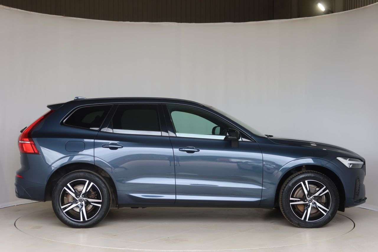 2022 VOLVO XC60 2022 VOLVO XC60