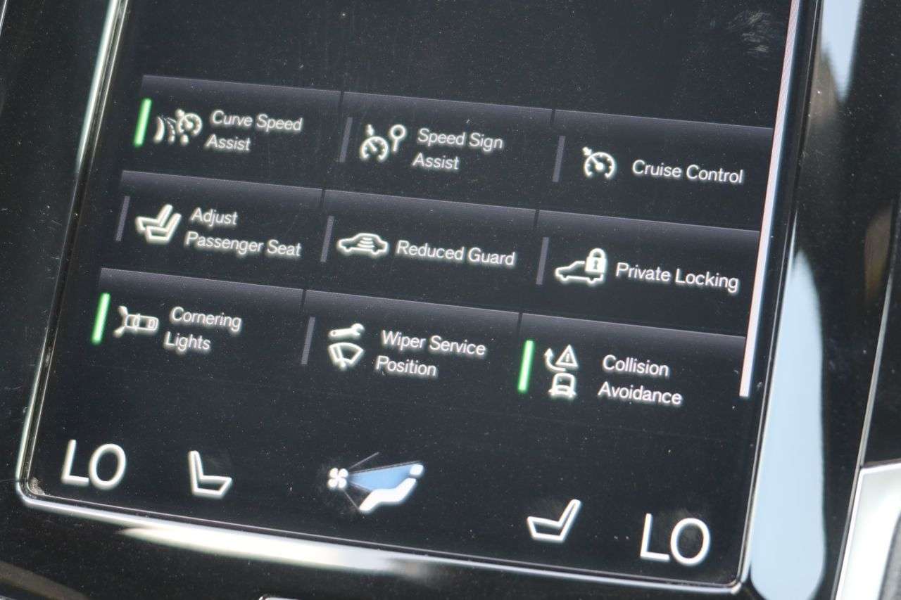 2021 VOLVO XC90 2021 VOLVO XC90