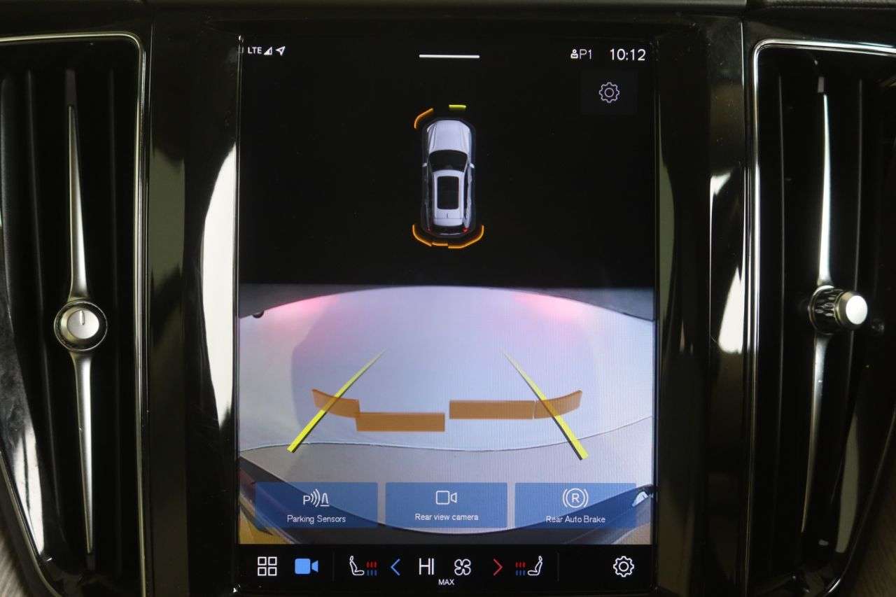 2022 VOLVO XC60 2022 VOLVO XC60