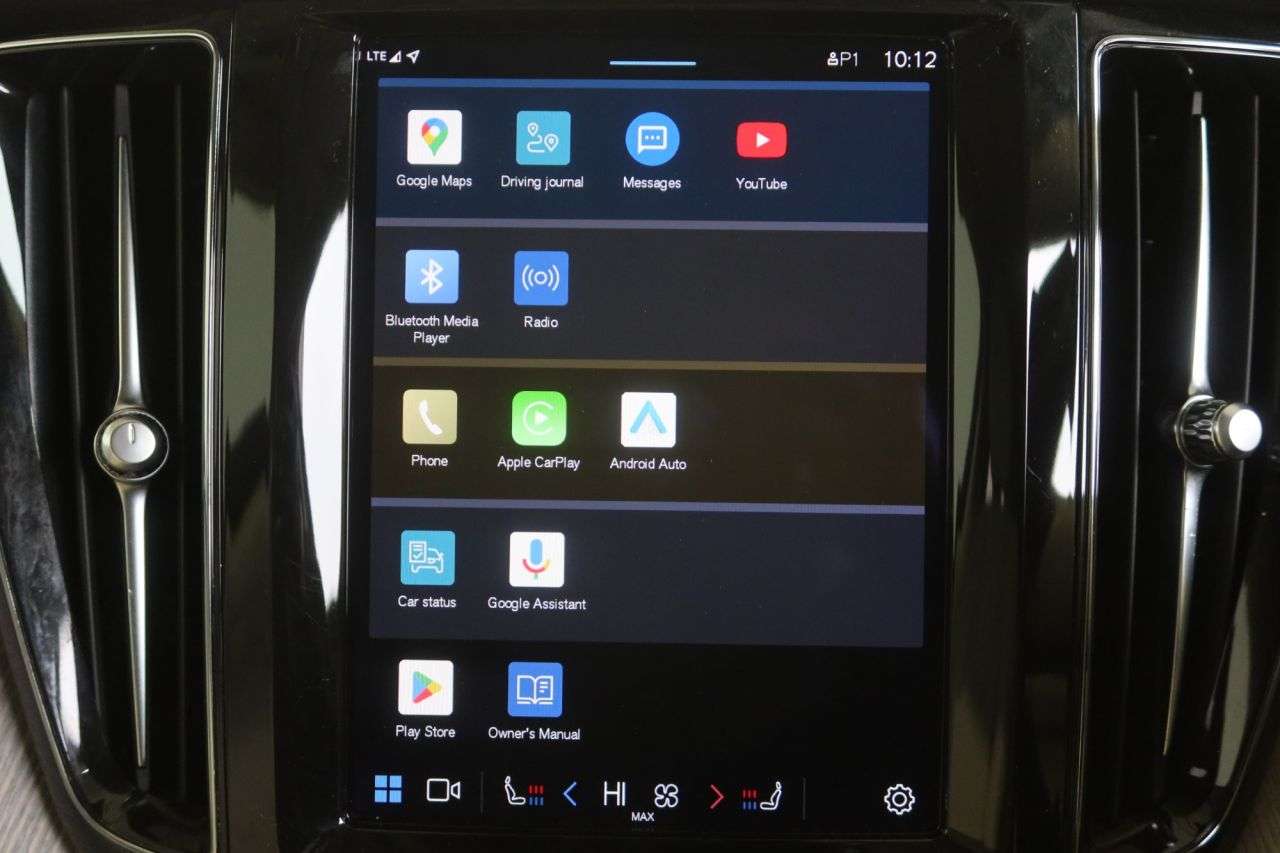 2022 VOLVO XC60 2022 VOLVO XC60