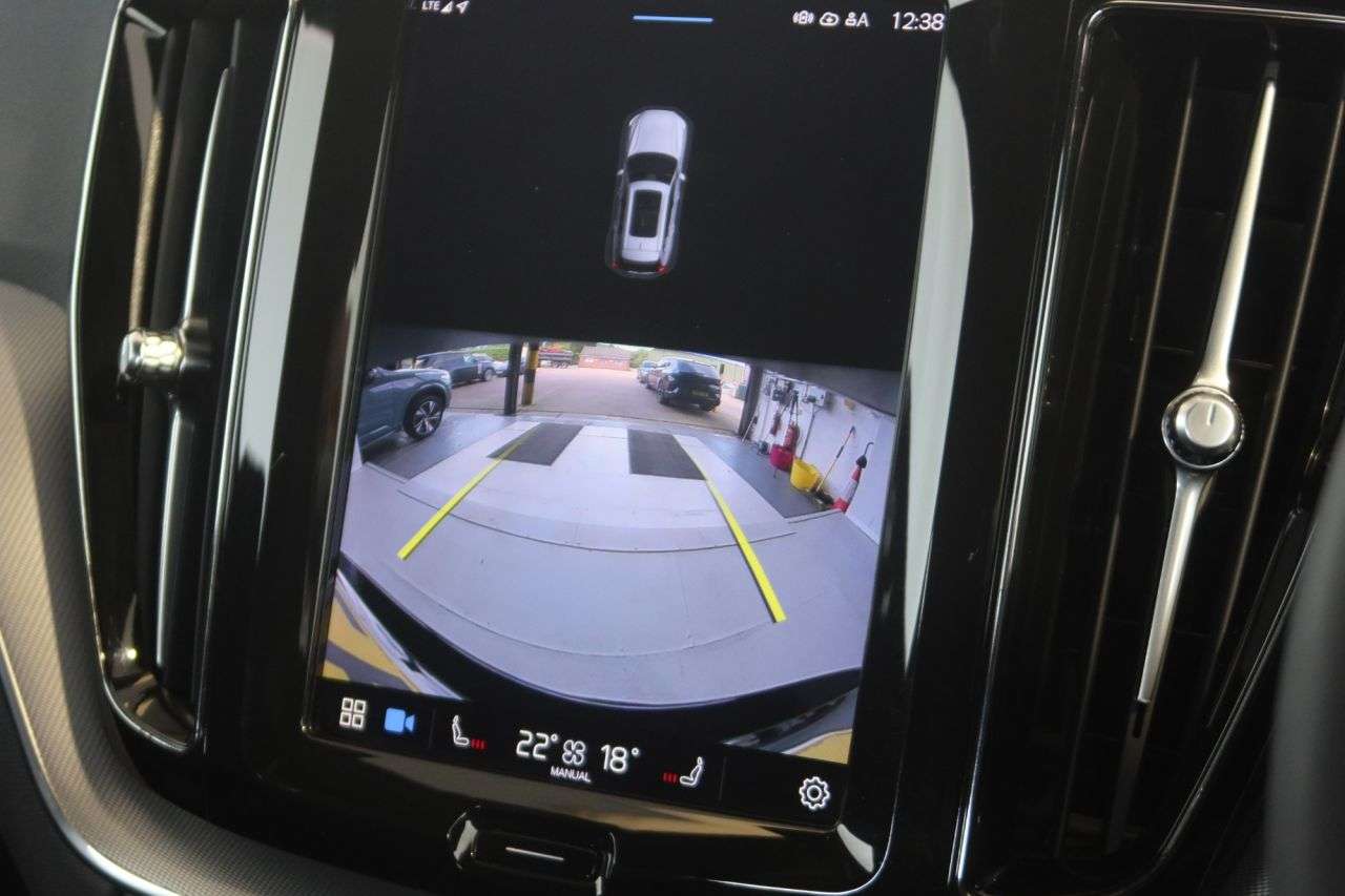 2022 VOLVO XC60 2022 VOLVO XC60