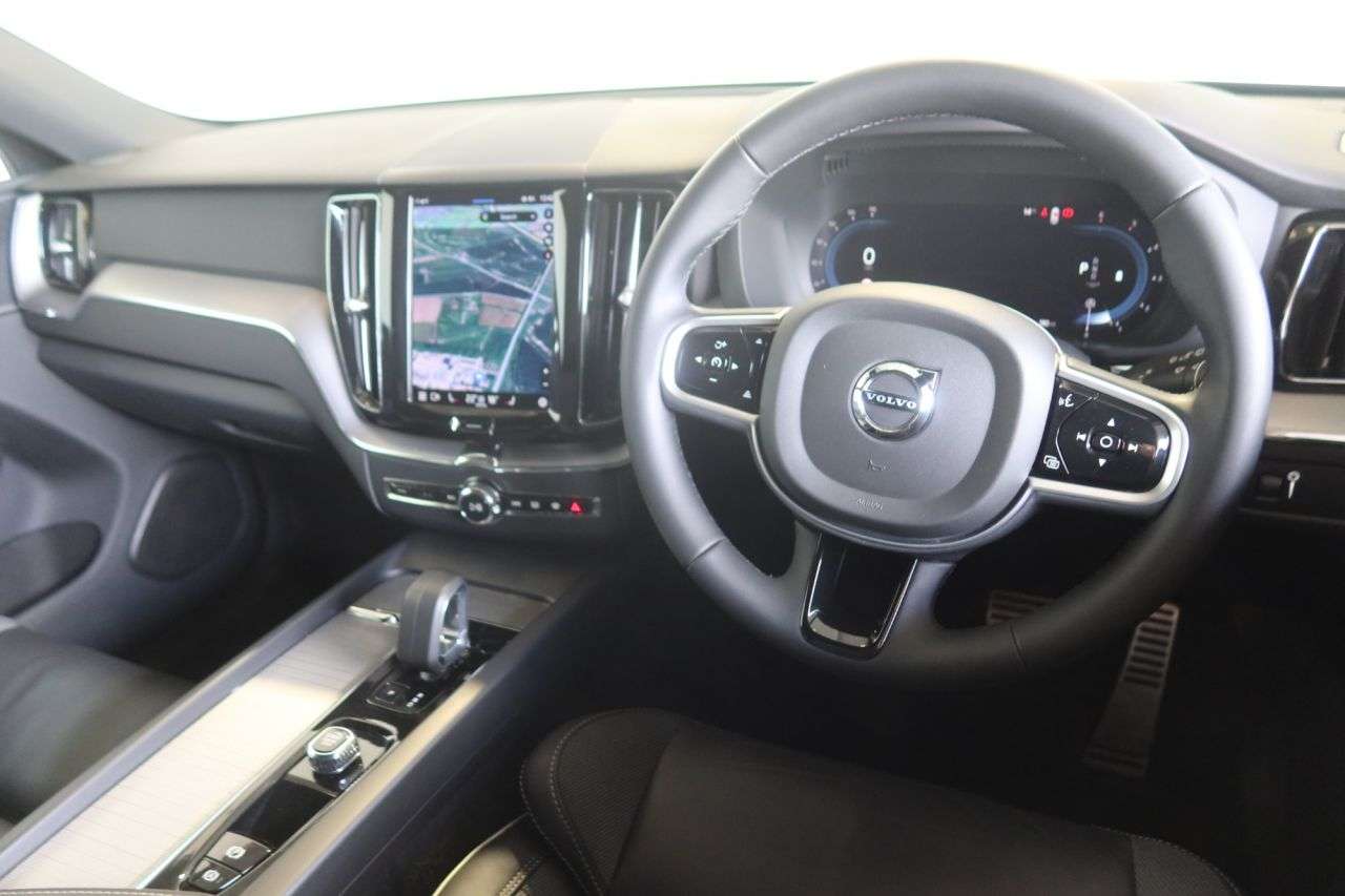 2022 VOLVO XC60 2022 VOLVO XC60