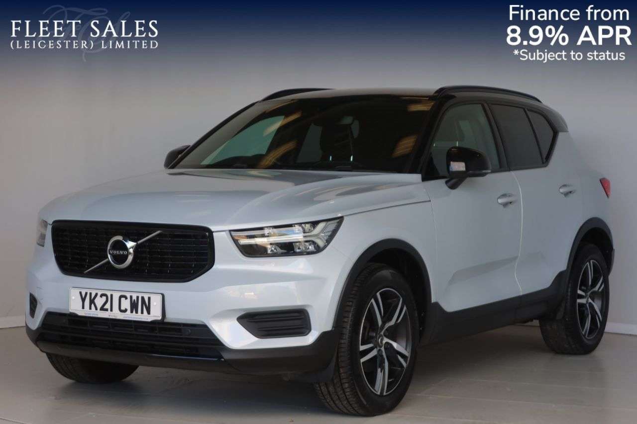2021 VOLVO XC40 2021 VOLVO XC40