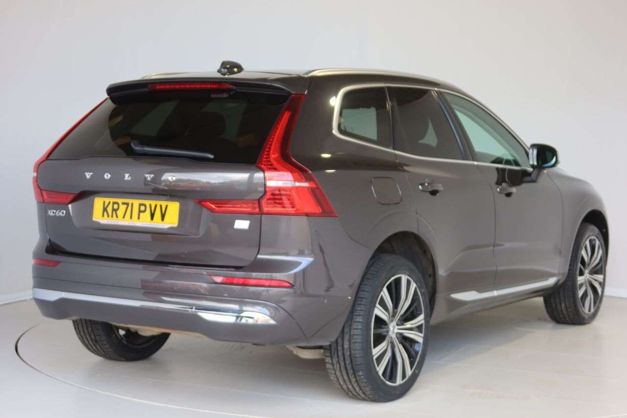 2022 VOLVO XC60 2022 VOLVO XC60