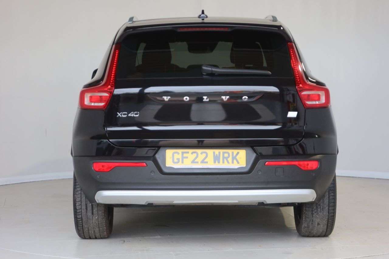2022 VOLVO XC40 2022 VOLVO XC40
