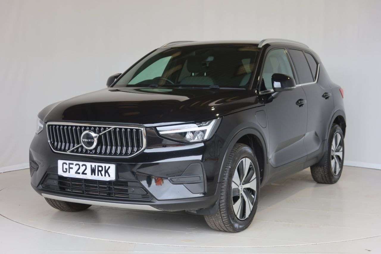 2022 VOLVO XC40 2022 VOLVO XC40