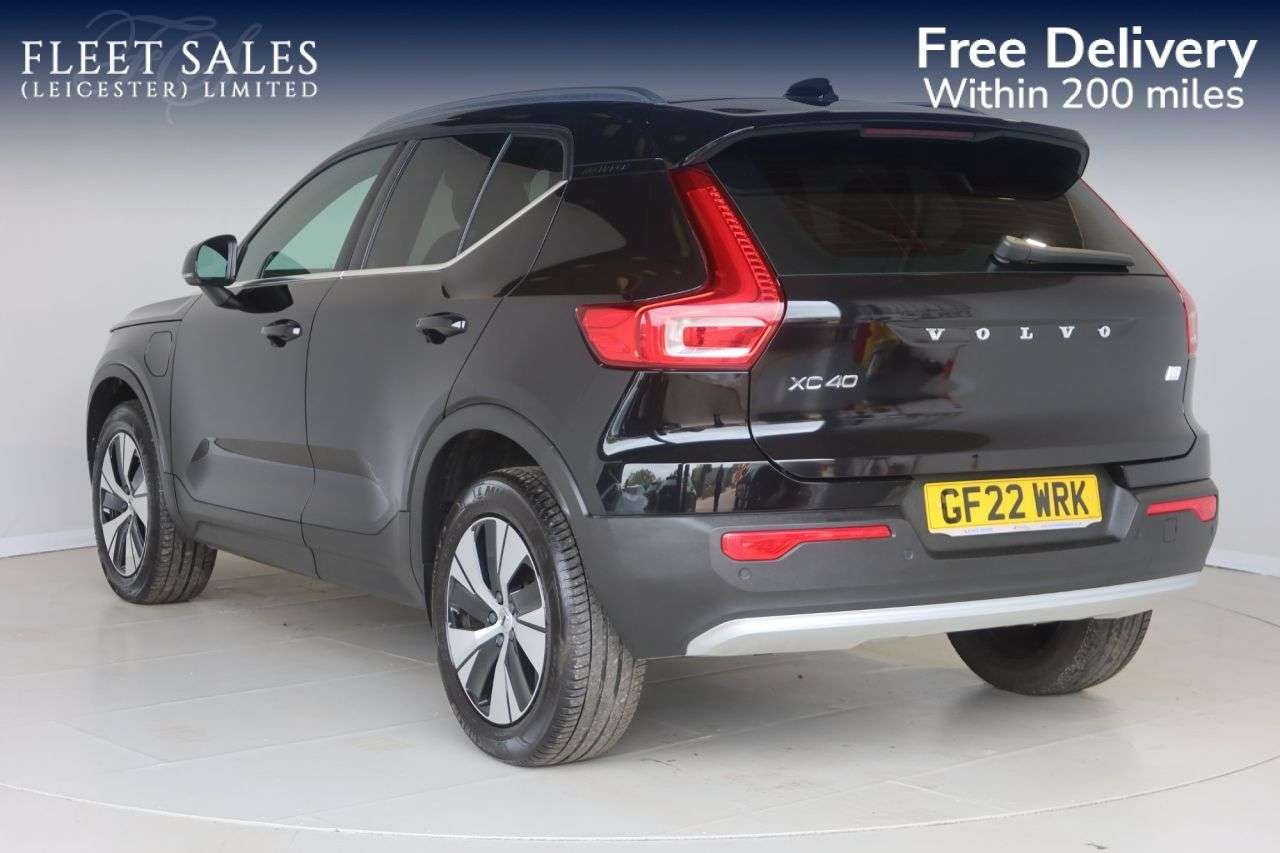 2022 VOLVO XC40 2022 VOLVO XC40