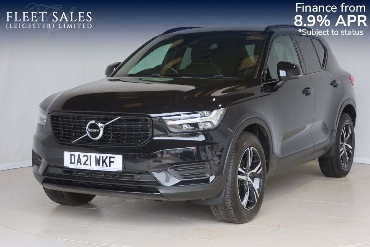 2021 VOLVO XC40 2021 VOLVO XC40