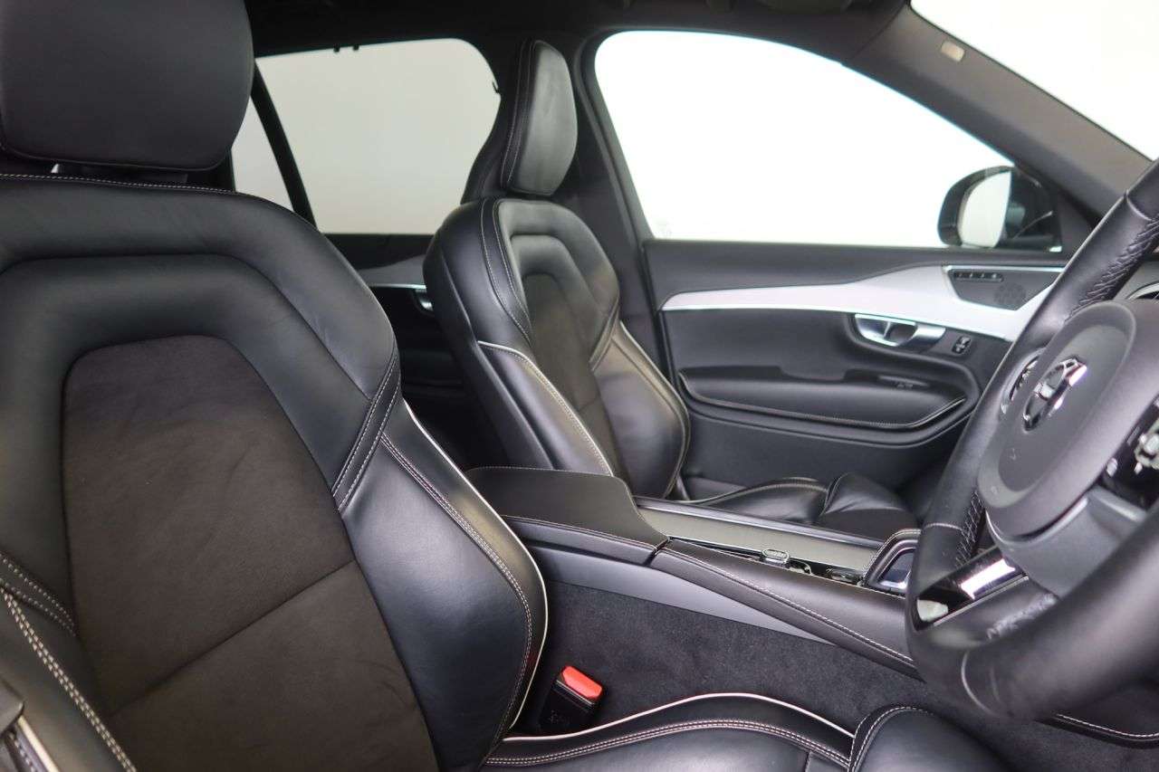 2021 VOLVO XC90 2021 VOLVO XC90