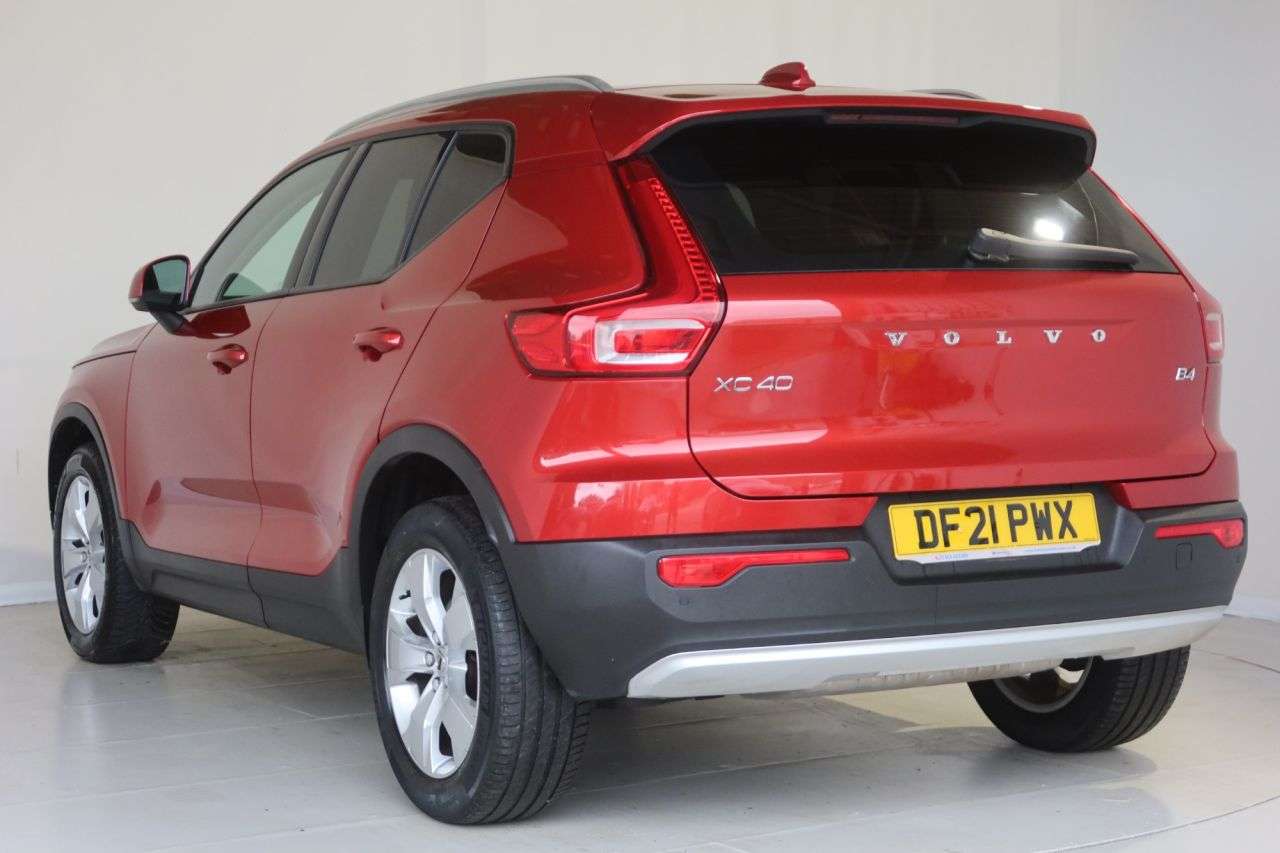2021 VOLVO XC40 2021 VOLVO XC40