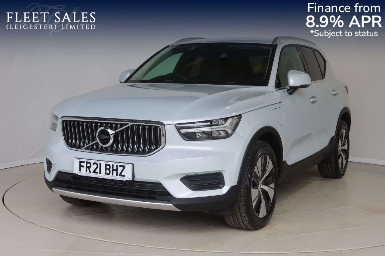 2021 VOLVO XC40 2021 VOLVO XC40