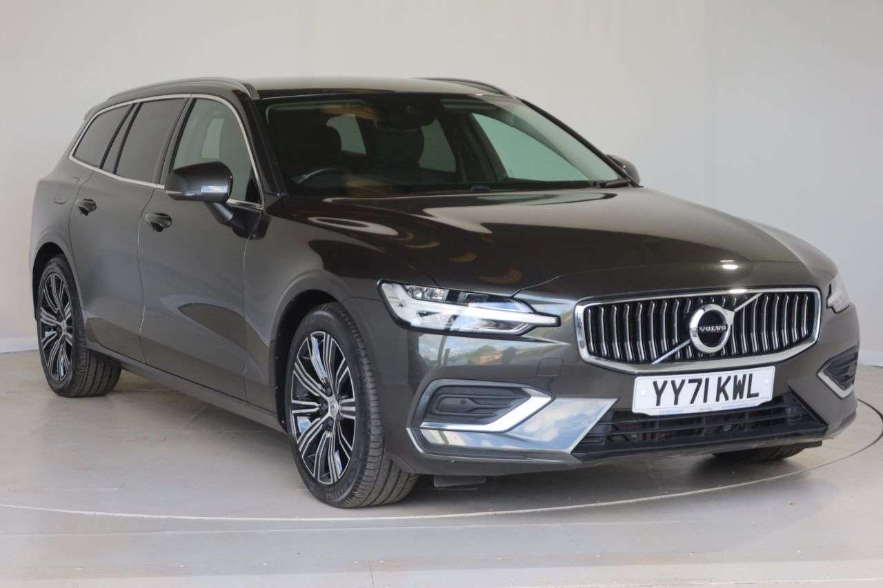 2021 VOLVO V60 2021 VOLVO V60