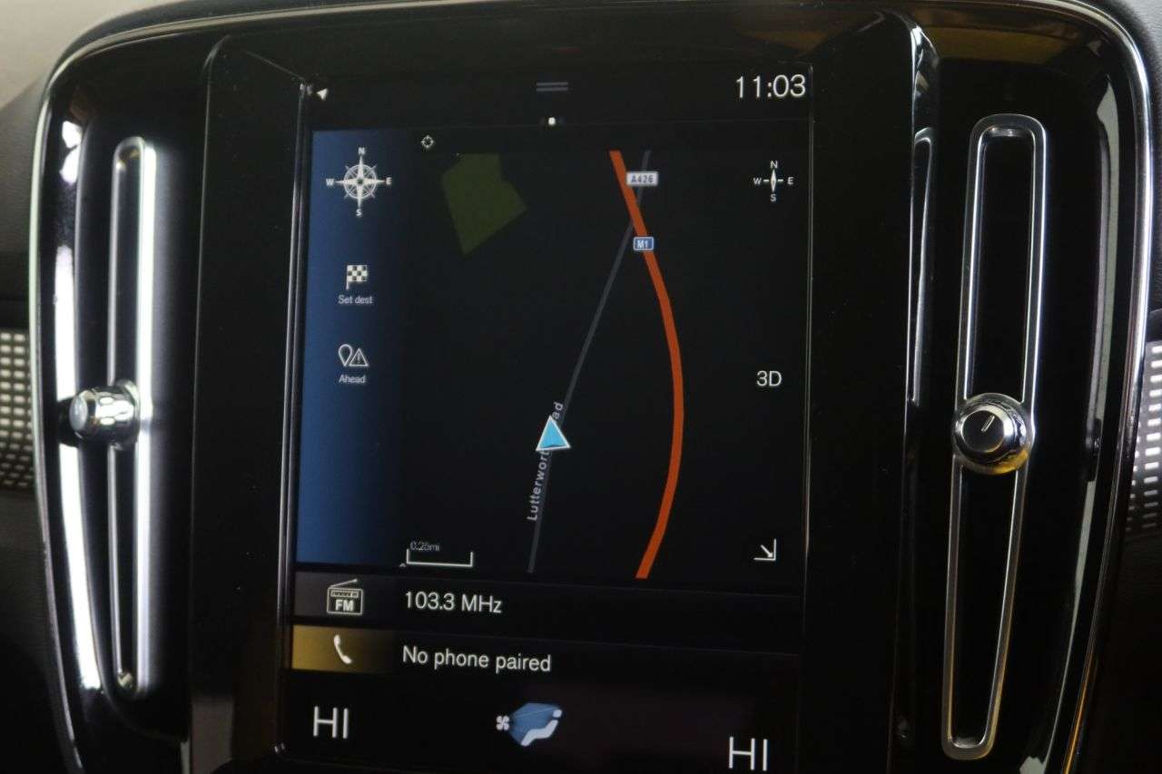 2021 VOLVO XC40 2021 VOLVO XC40