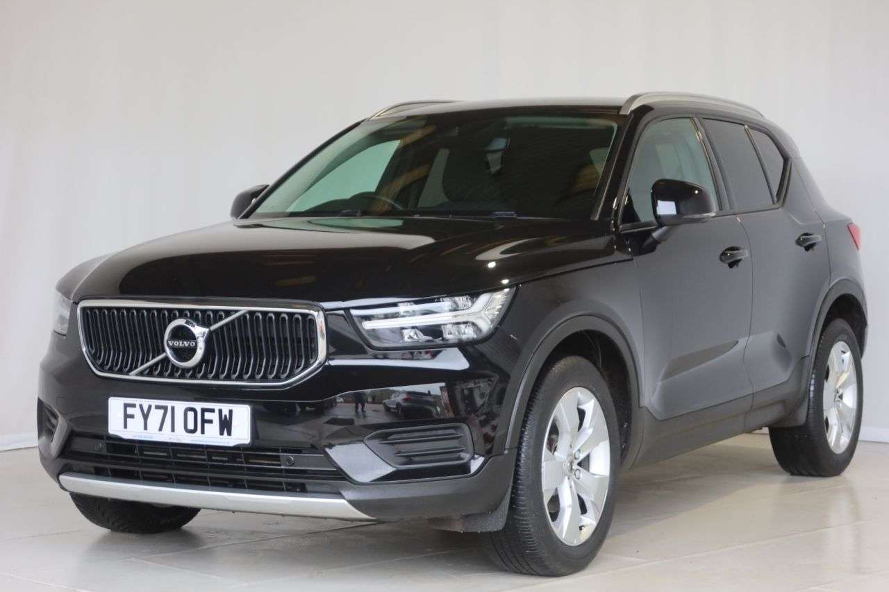 2021 VOLVO XC40 2021 VOLVO XC40