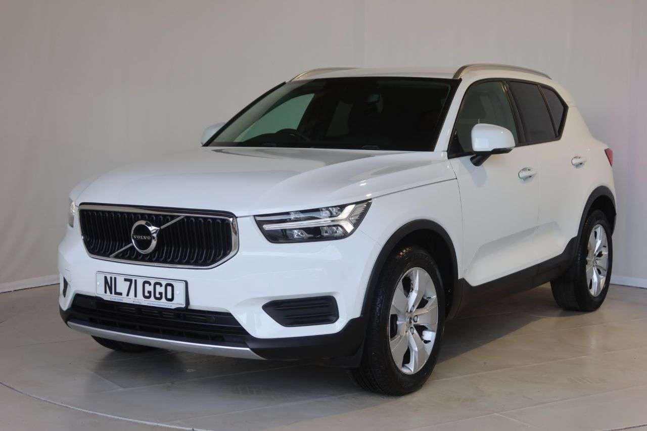 2021 VOLVO XC40 2021 VOLVO XC40