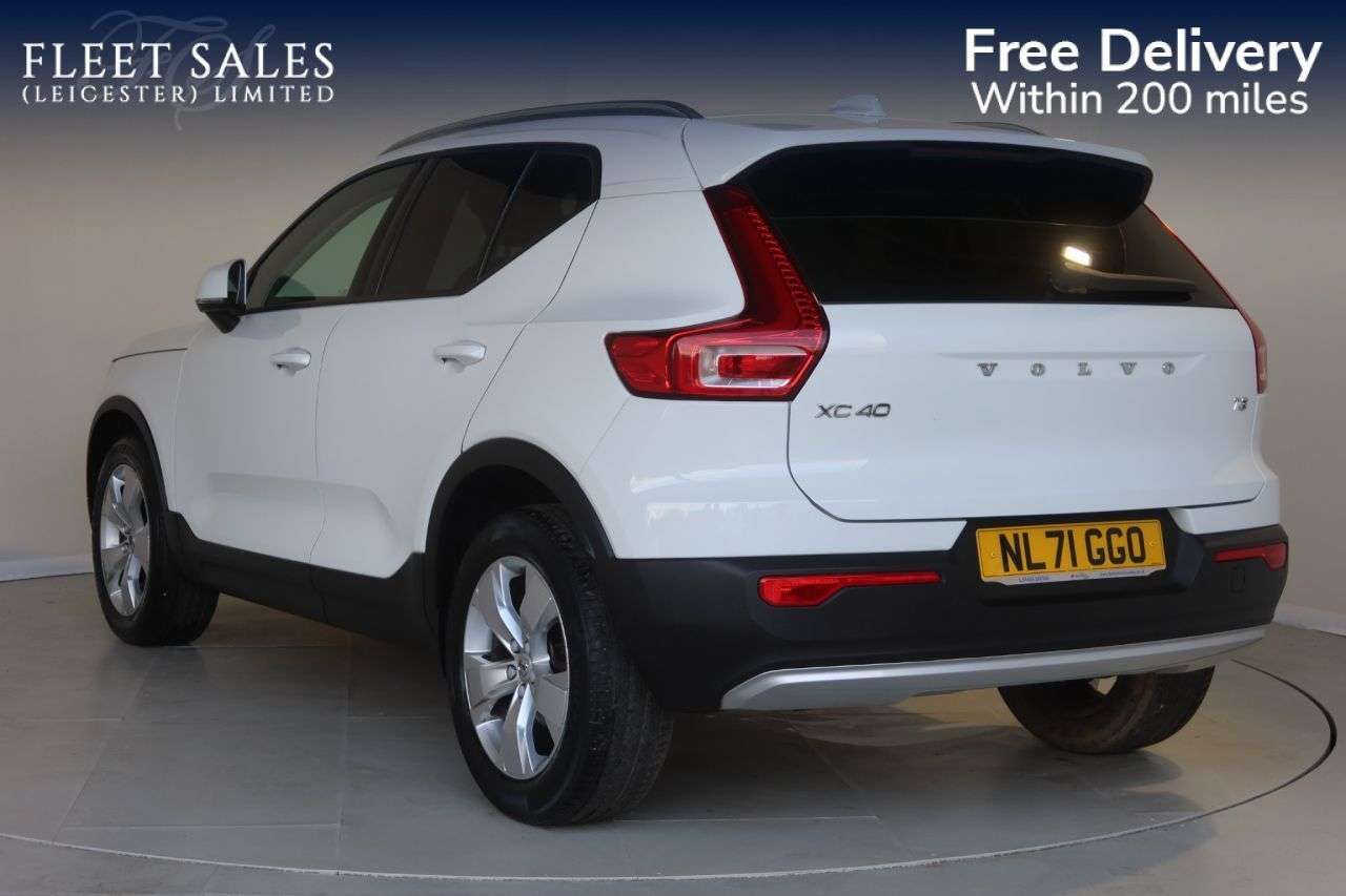 2021 VOLVO XC40 2021 VOLVO XC40