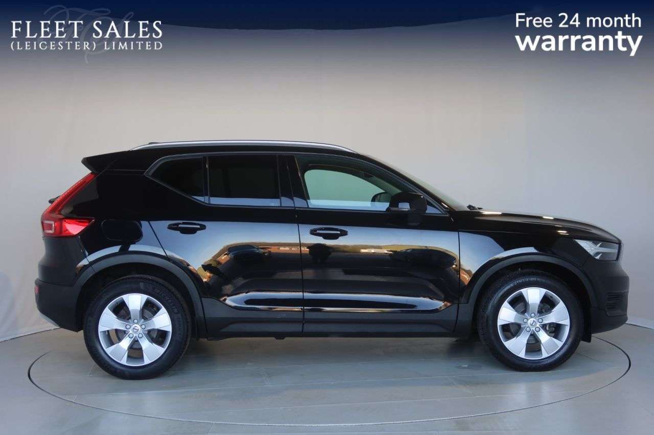 2021 VOLVO XC40 2021 VOLVO XC40