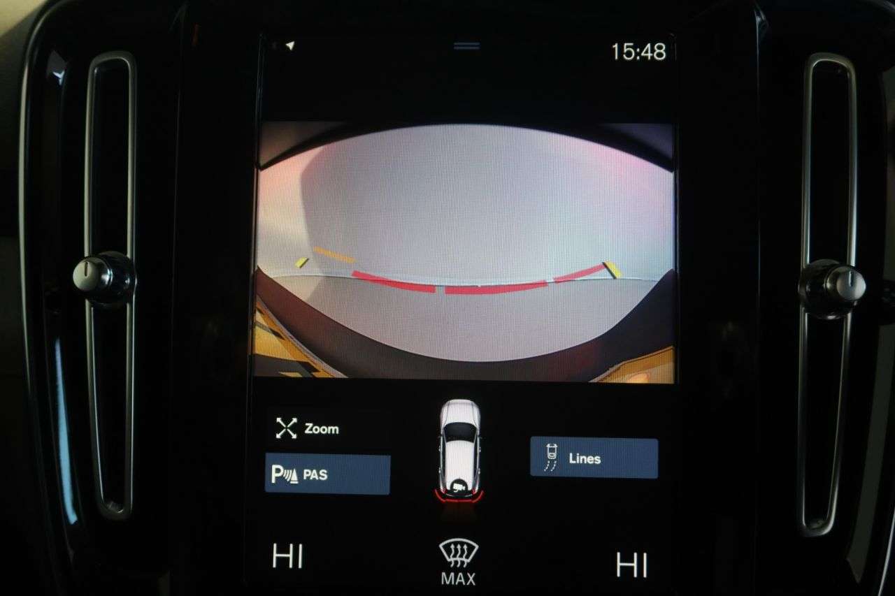 2021 VOLVO XC40 2021 VOLVO XC40