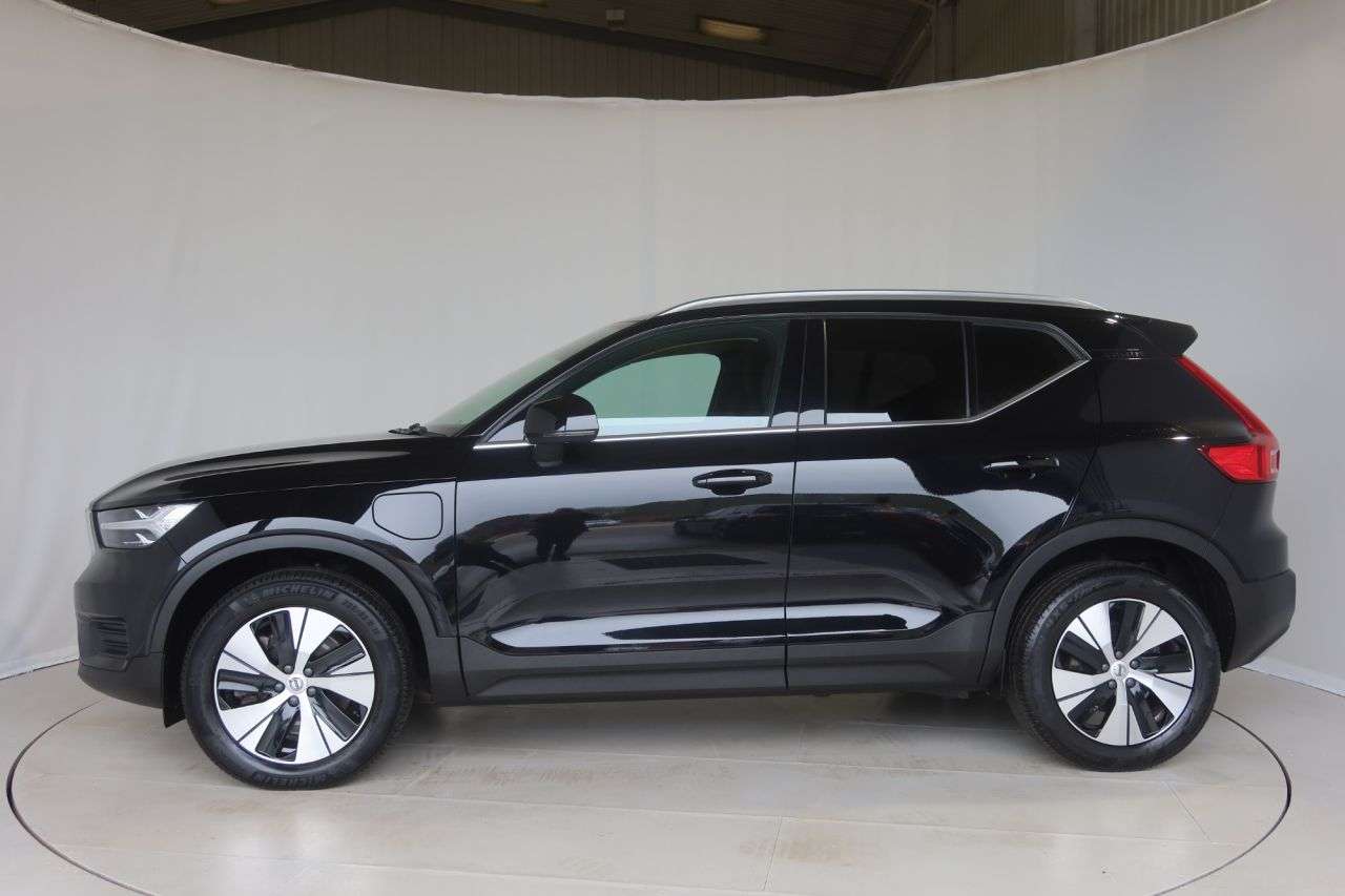 2022 VOLVO XC40 2022 VOLVO XC40