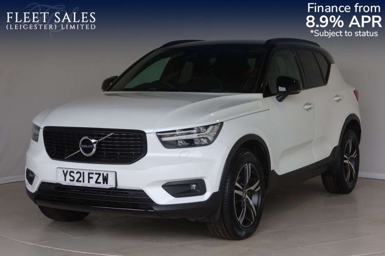 2021 VOLVO XC40 2021 VOLVO XC40