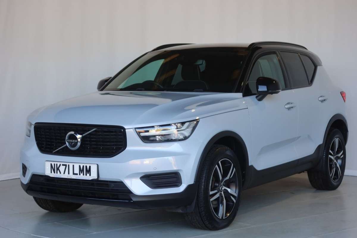 Check out this Volvo Xc40 2021 Hybrid Electric Automatic