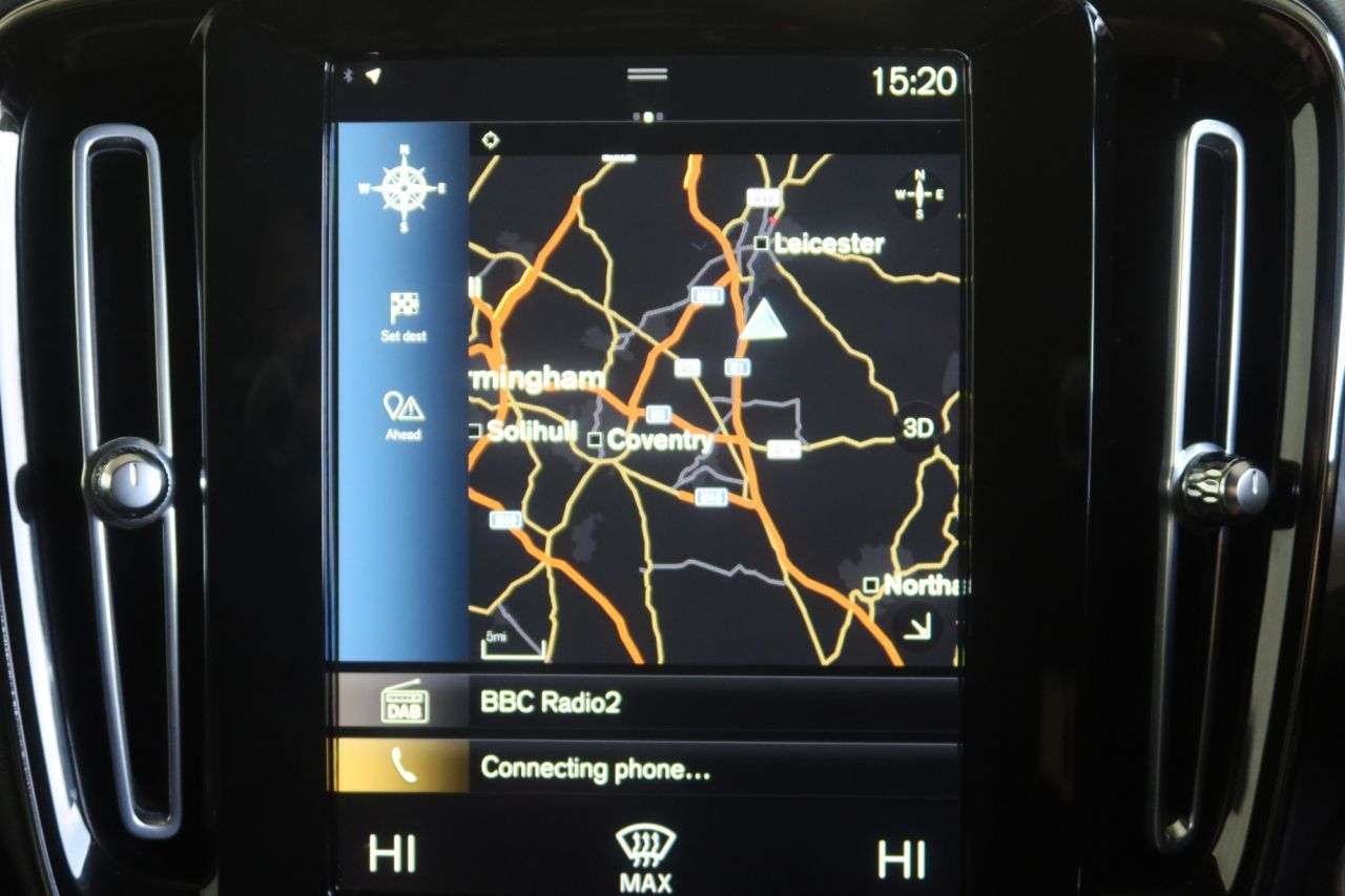 2021 VOLVO XC40 2021 VOLVO XC40