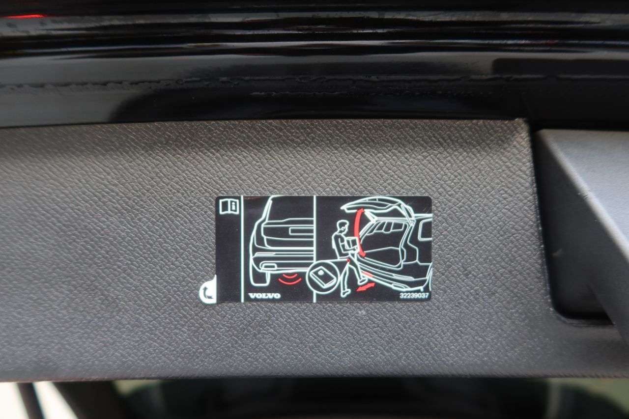 2022 VOLVO XC90 2022 VOLVO XC90