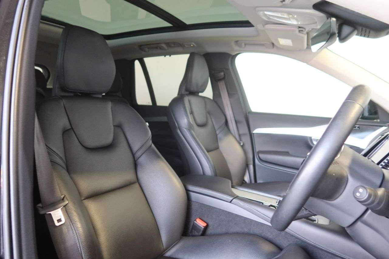 2022 VOLVO XC90 2022 VOLVO XC90