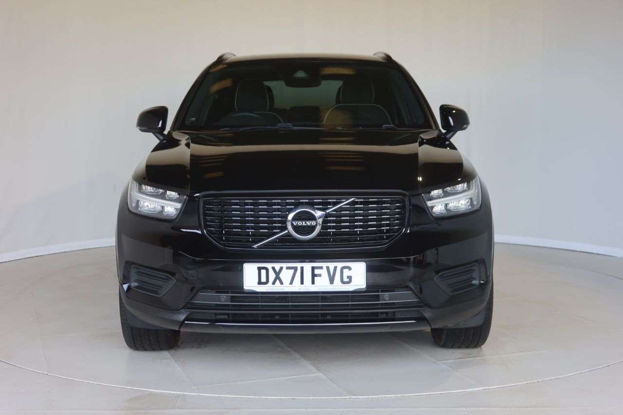 2021 VOLVO XC40 2021 VOLVO XC40