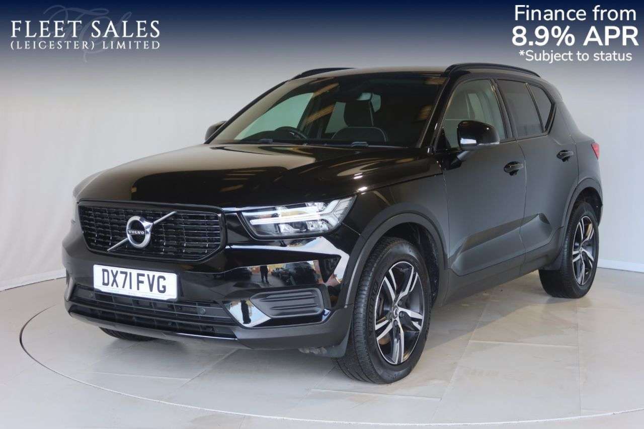2021 VOLVO XC40 2021 VOLVO XC40