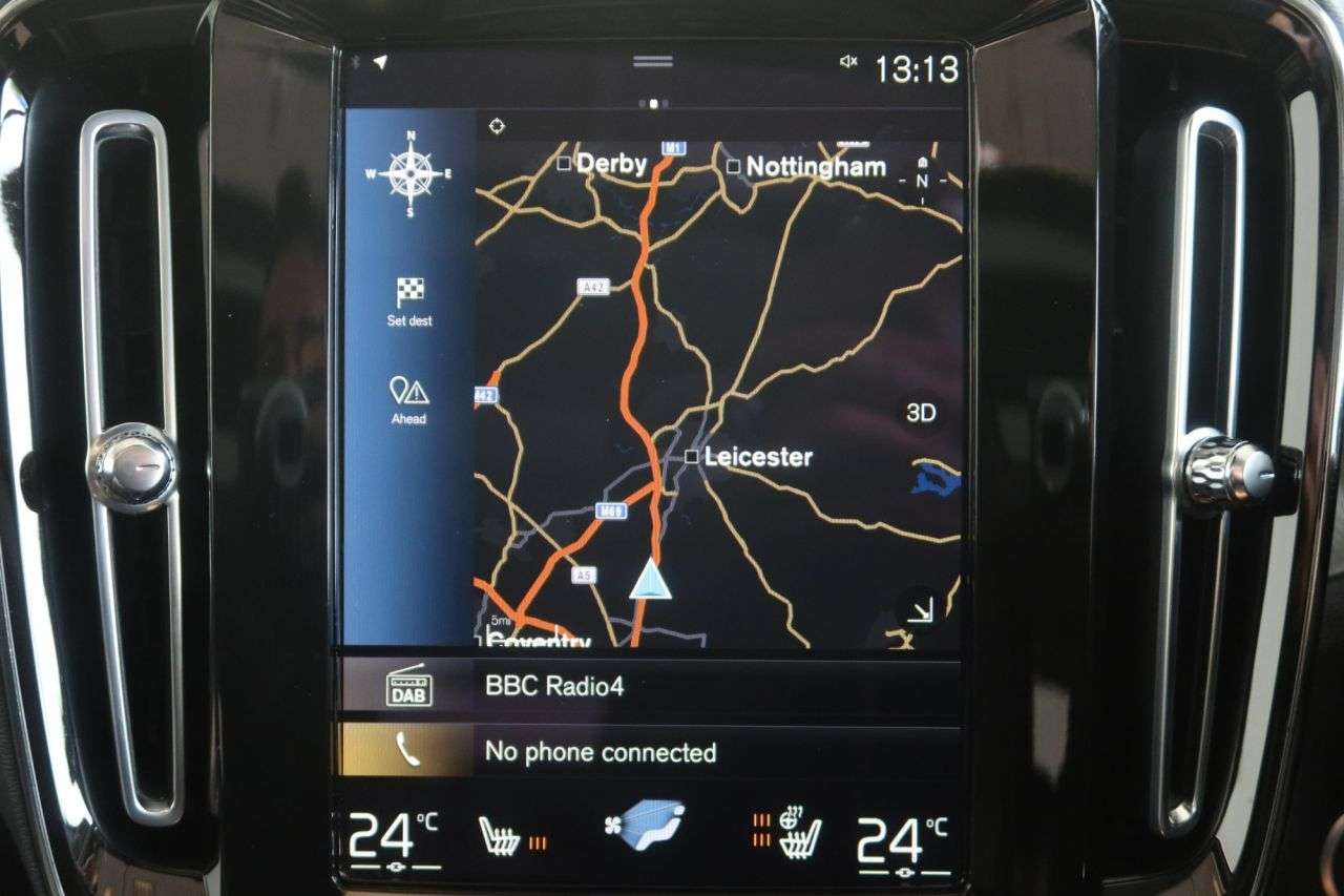 2021 VOLVO XC40 2021 VOLVO XC40