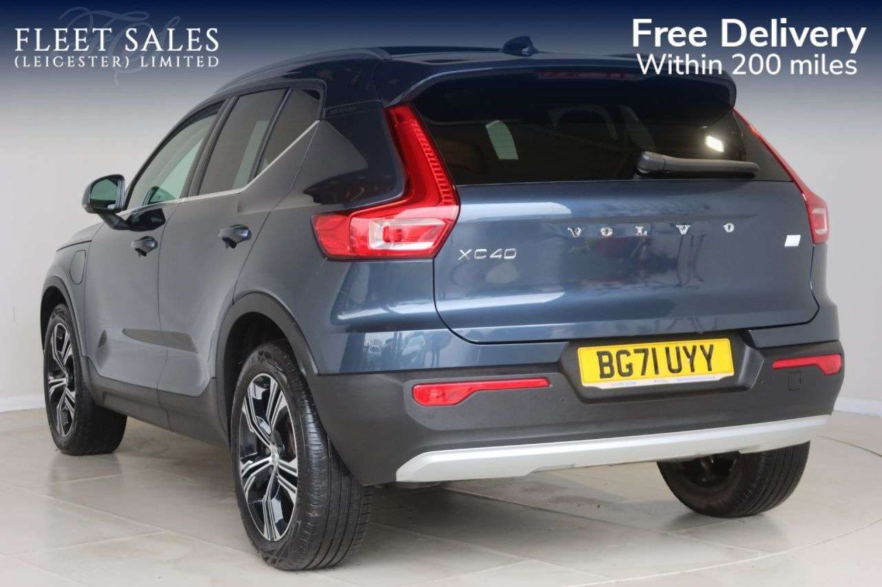 2021 VOLVO XC40 2021 VOLVO XC40