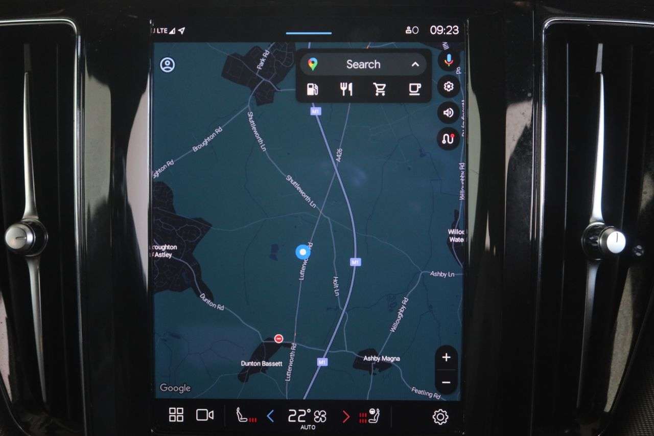 2022 VOLVO XC60 2022 VOLVO XC60