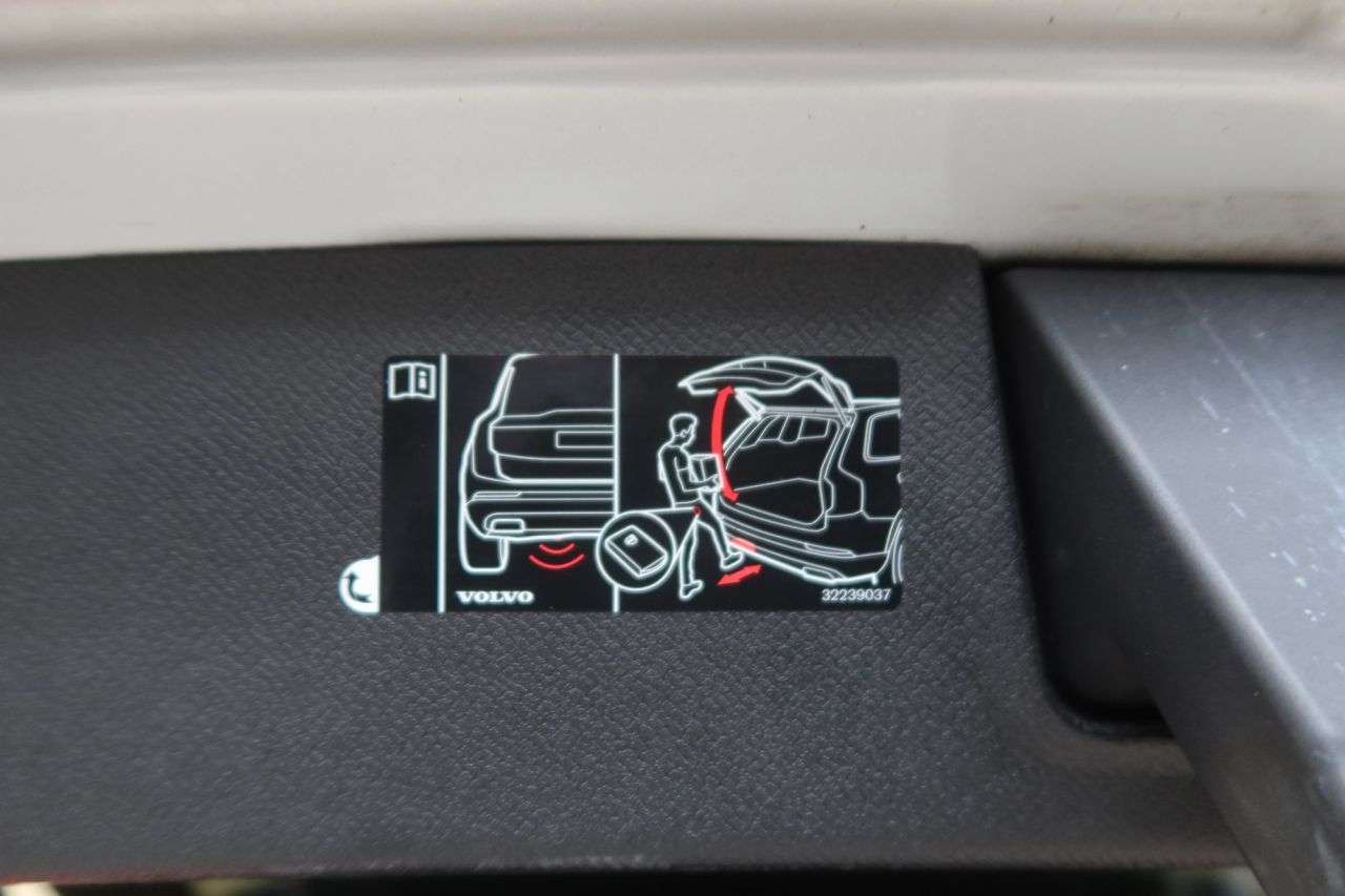 2020 VOLVO XC90 2020 VOLVO XC90