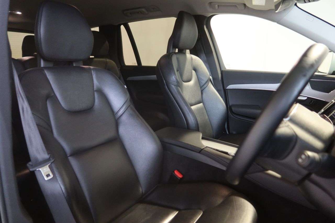 2020 VOLVO XC90 2020 VOLVO XC90