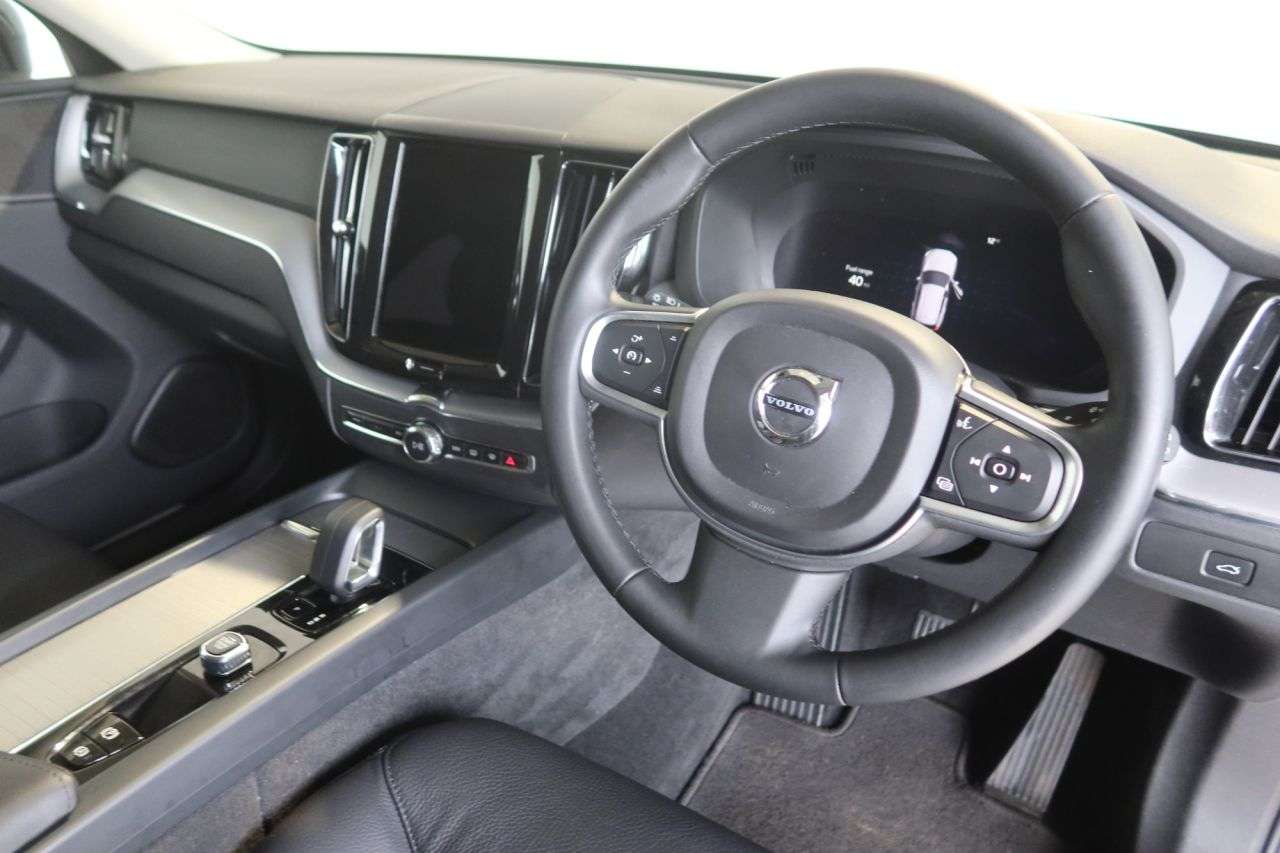 2022 VOLVO XC60 2022 VOLVO XC60