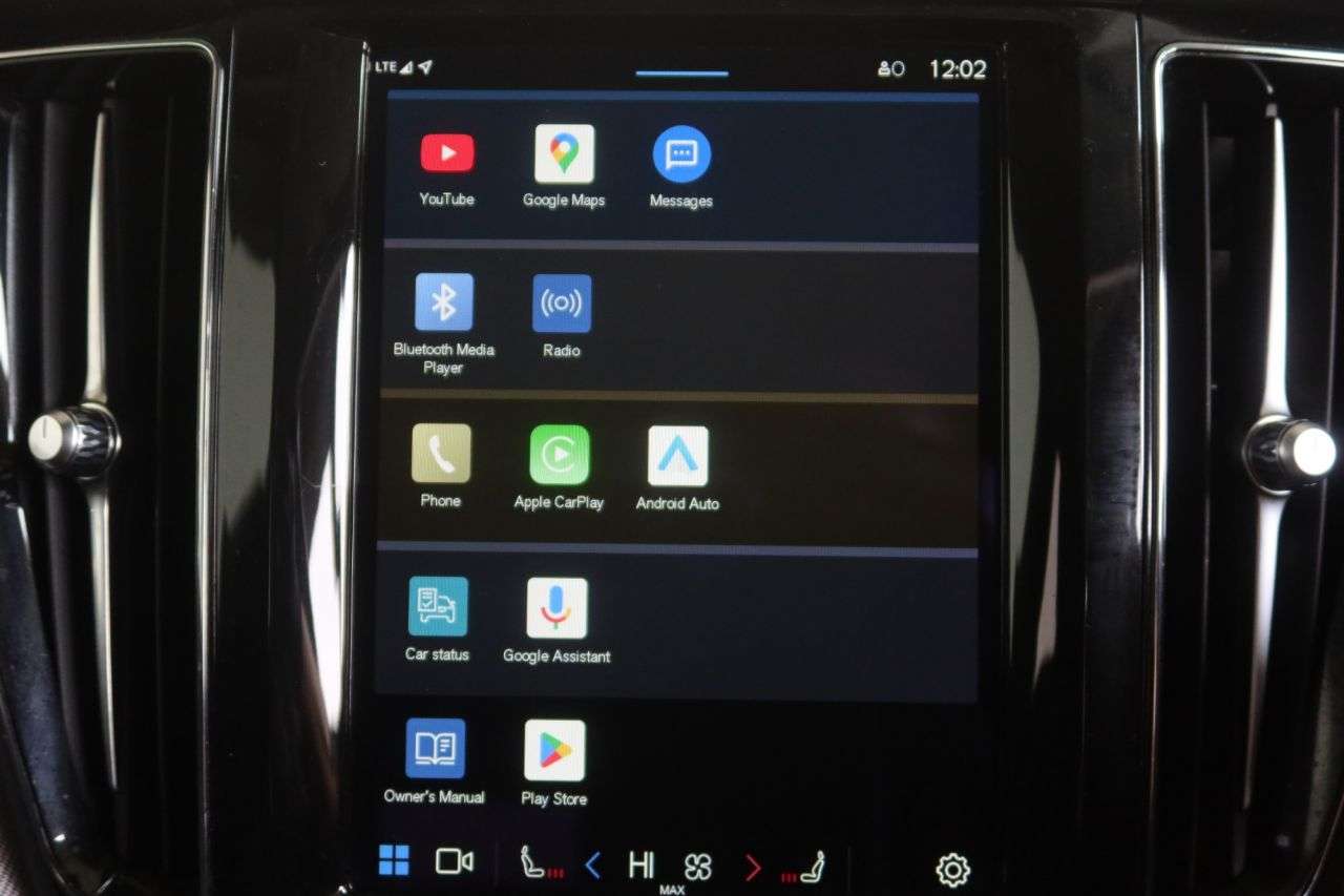 2022 VOLVO XC60 2022 VOLVO XC60