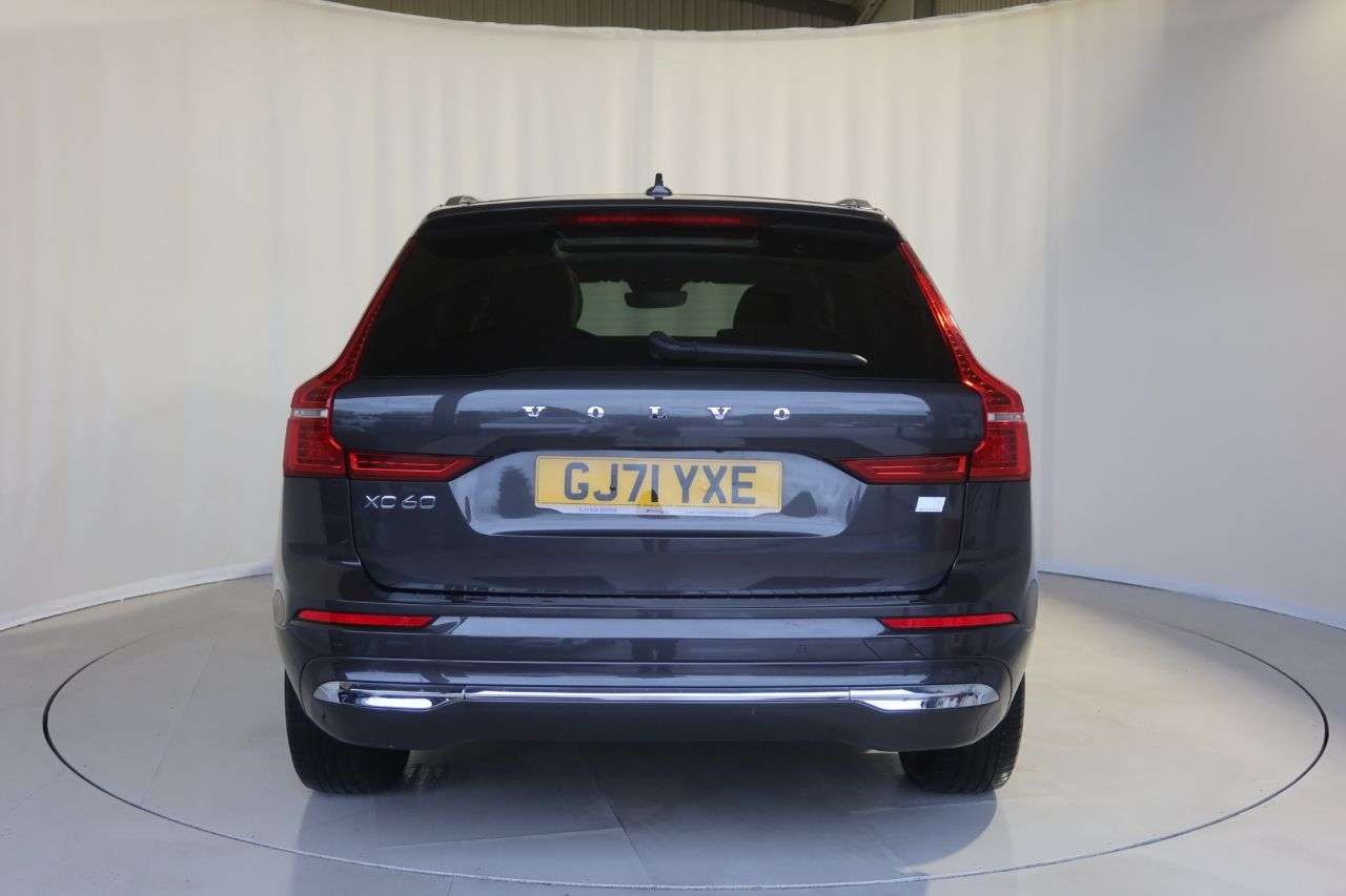2021 VOLVO XC60 2021 VOLVO XC60