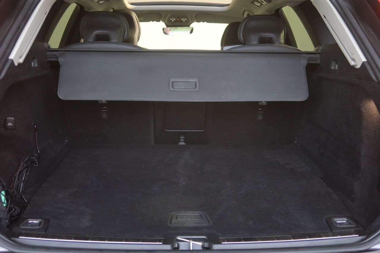 2021 VOLVO XC60 2021 VOLVO XC60