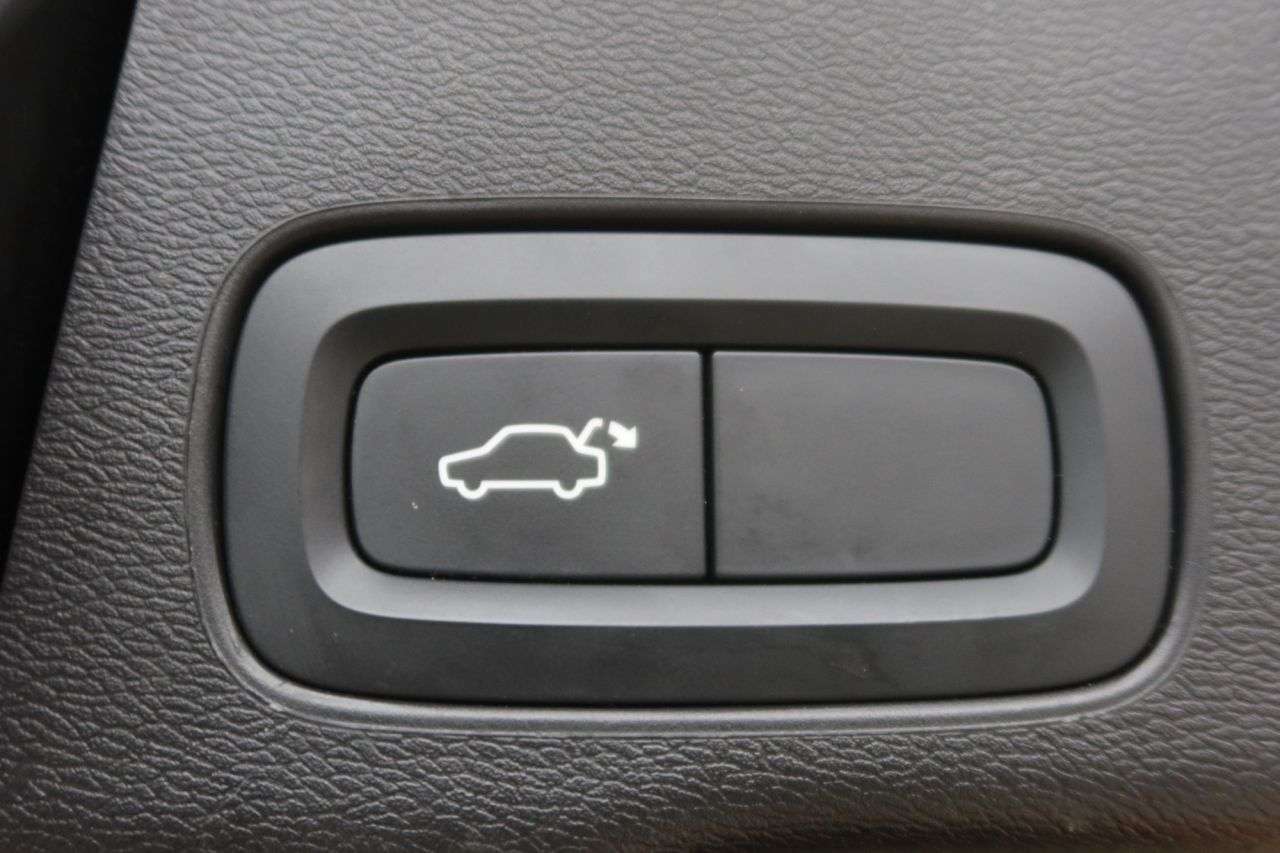 2021 VOLVO XC60 2021 VOLVO XC60