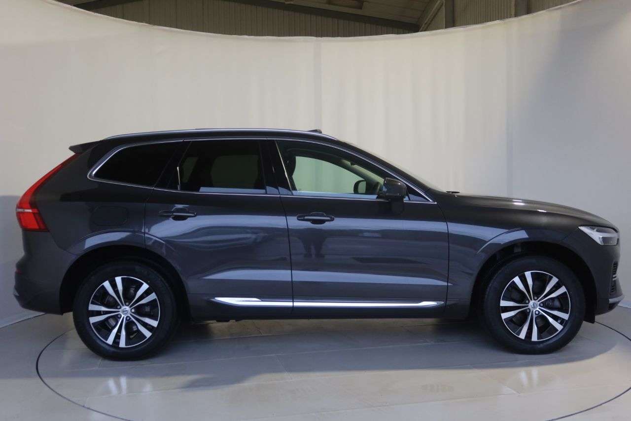 2021 VOLVO XC60 2021 VOLVO XC60