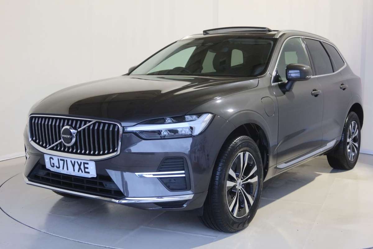 Check out this Volvo Xc60 2021 Hybrid Electric Automatic