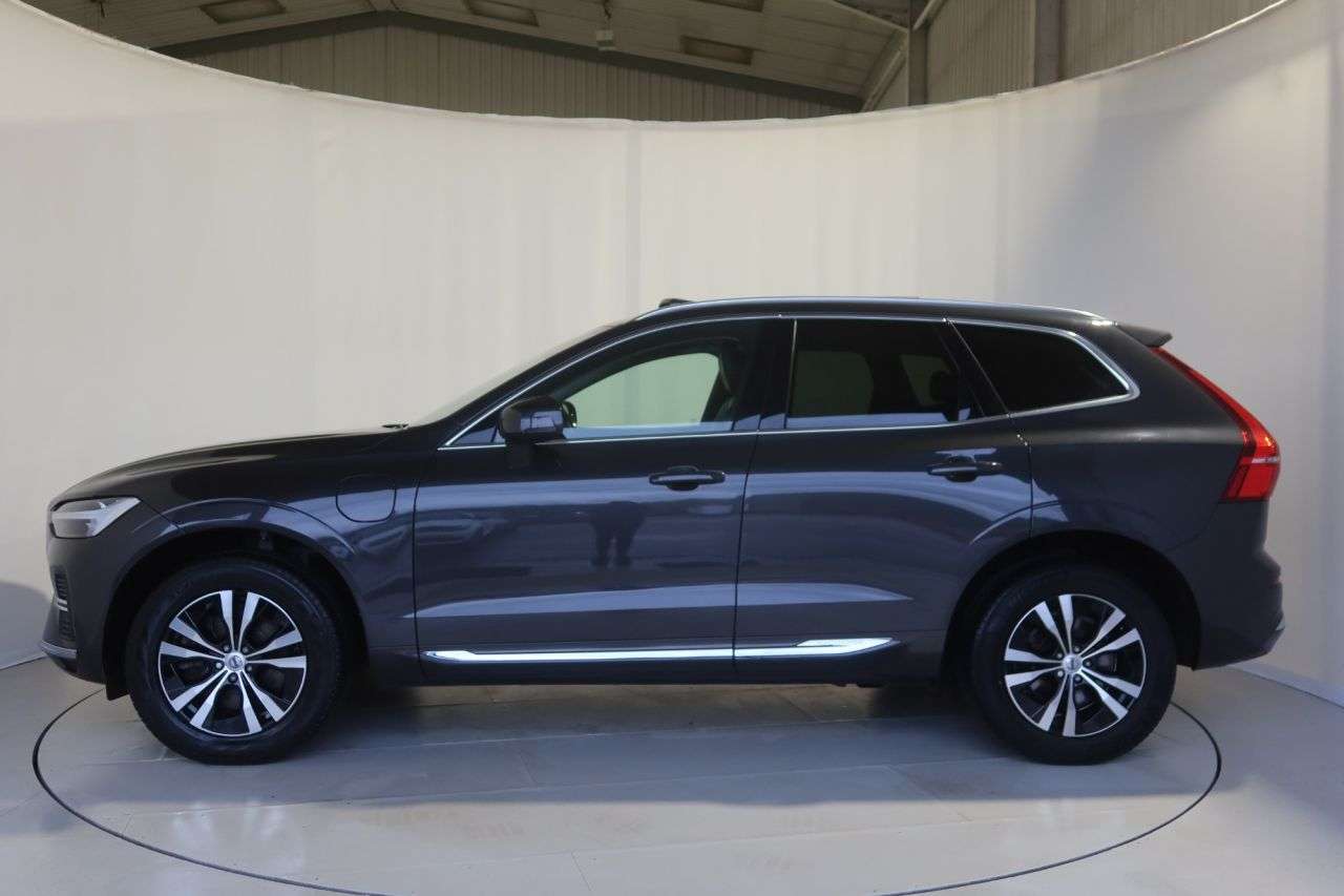 2021 VOLVO XC60 2021 VOLVO XC60