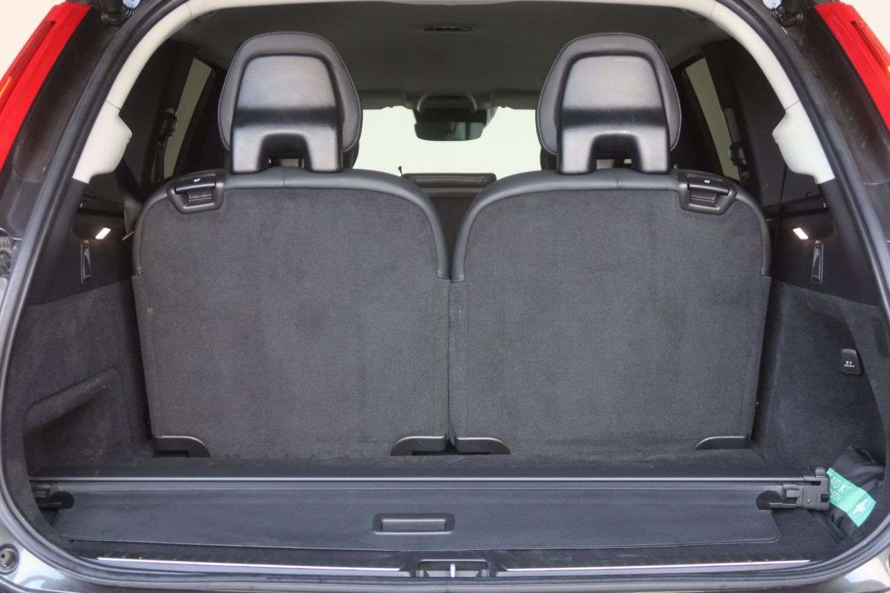 2022 VOLVO XC90 2022 VOLVO XC90