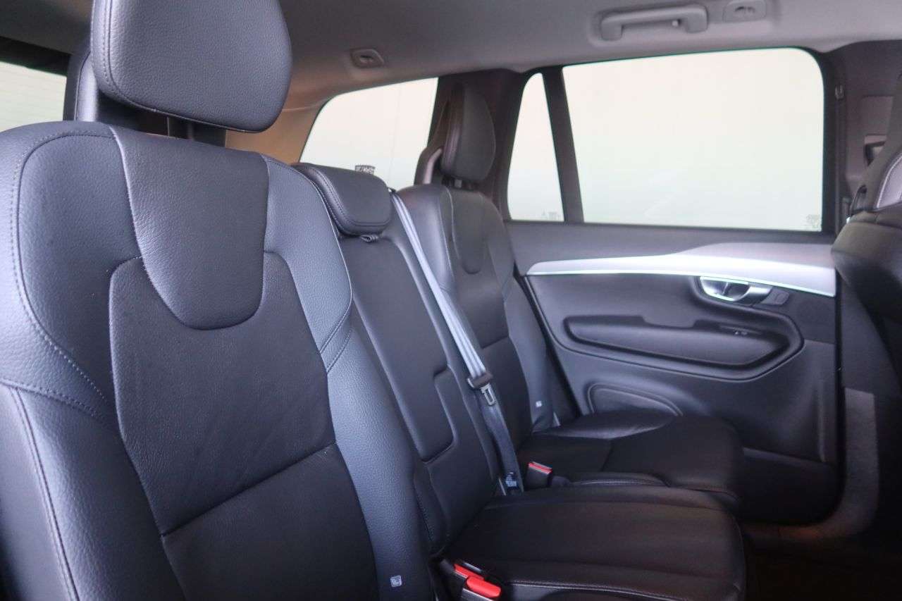 2022 VOLVO XC90 2022 VOLVO XC90