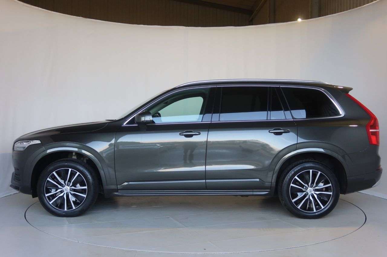 2022 VOLVO XC90 2022 VOLVO XC90