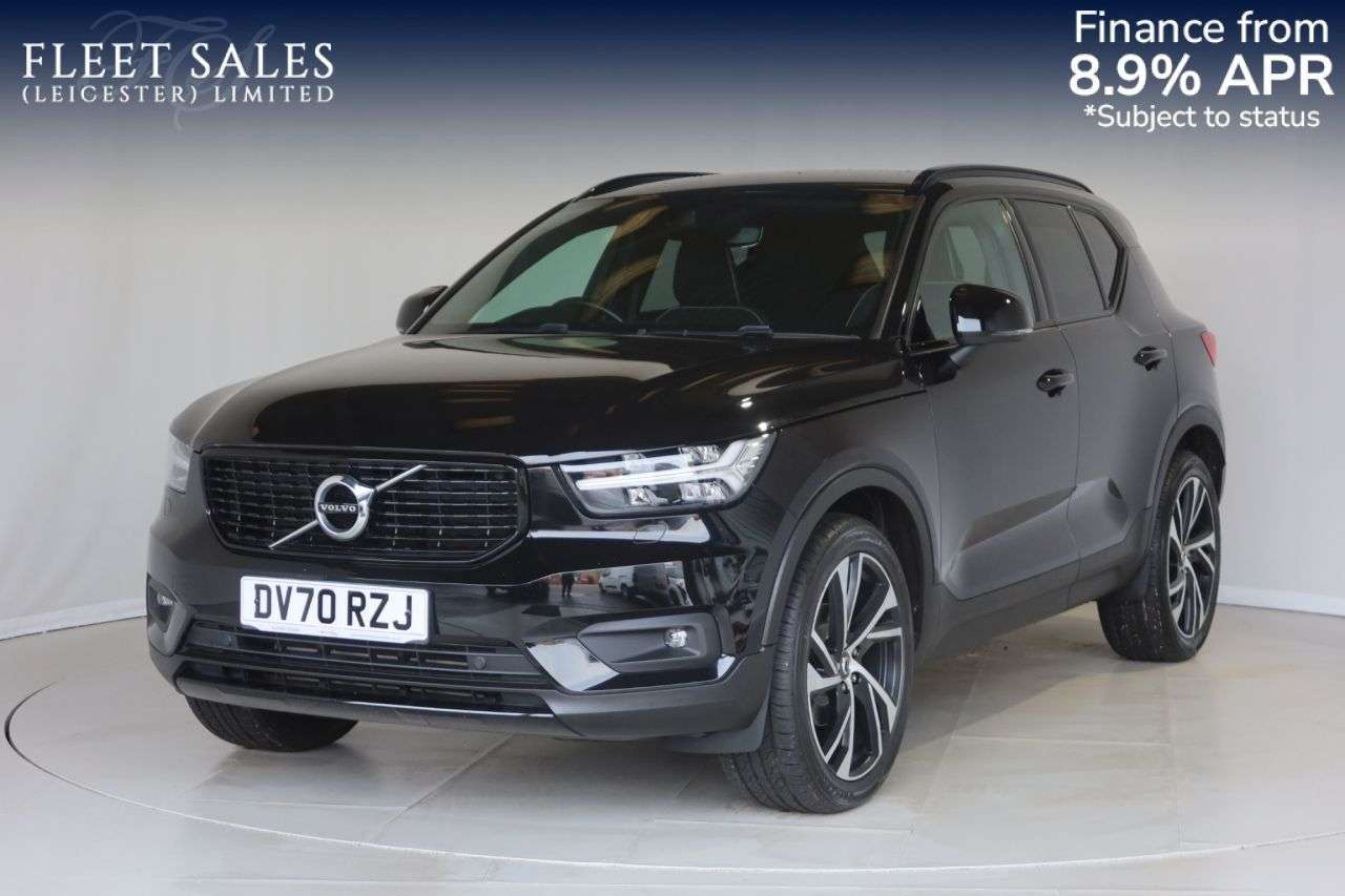 2020 VOLVO XC40 2020 VOLVO XC40