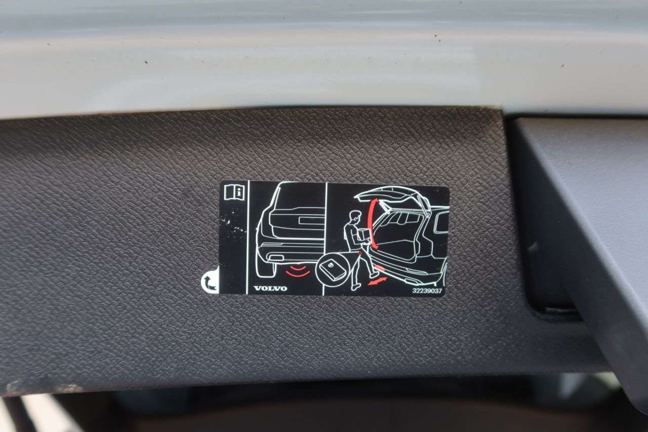 2020 VOLVO XC90 2020 VOLVO XC90